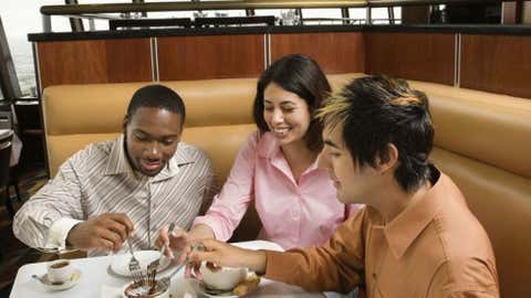 You can fit restaurant fare into a healthy lifestyle 